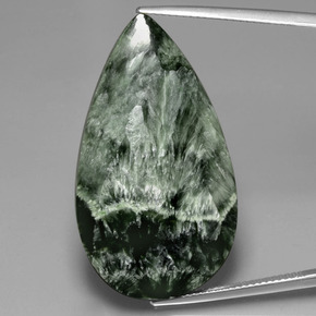 Serafinita verde natural 27,18ct, formato de pêra, opaco