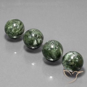 Pedras preciosas de Serafinita Exército verde natural de 77.78 ct, Esfera / Bola, Opaco