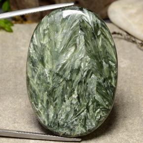 Serafinita verde natural 51,64ct, corte oval, opaco