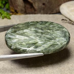 Serafinita verde natural 51,64ct, corte oval, opaco