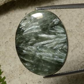 Serafinita verde natural 21,55ct, corte oval, opaco
