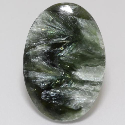 Serafinita verde natural 9,63ct, corte oval, opaco