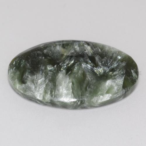 Serafinita verde natural 9,63ct, corte oval, opaco
