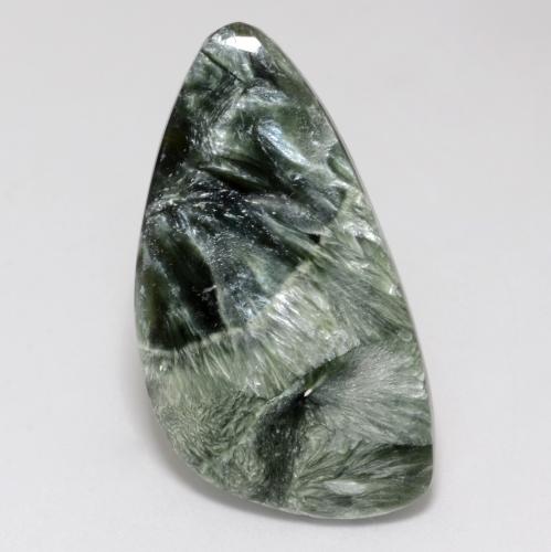 Serafinita verde natural 13,83ct, forma extravagante, opaco