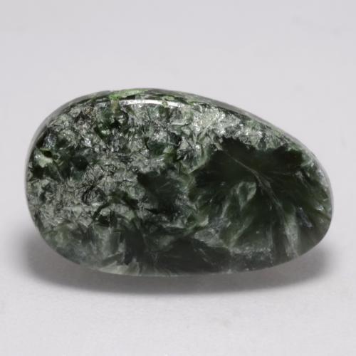 Serafinita verde natural 6,42ct, forma extravagante, opaco
