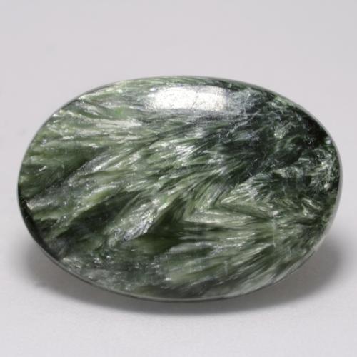 Serafinita verde natural 8,17ct, corte oval, opaco