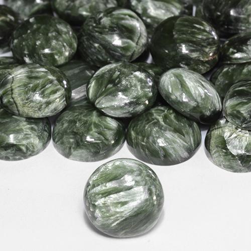 Serafinita verde natural 4,85ct, corte redondo, opaco