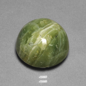 Serpentina verde natural 11,85ct, corte redondo, opaco