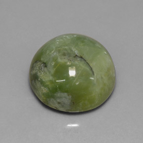 Serpentina verde natural 7,86ct, corte redondo, opaco