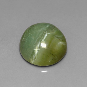 Serpentina verde natural 4,61ct, corte redondo, opaco