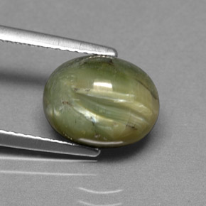 Serpentina verde natural 2,95ct, corte oval, opaco