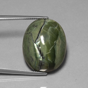 Serpentina verde natural 26,53ct, corte oval, opaco