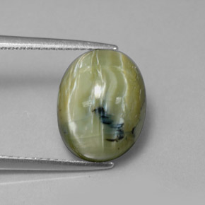 Serpentina verde natural 5,26ct, corte oval, opaco
