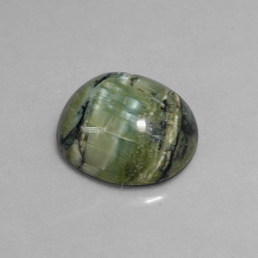 Serpentina verde natural 4,29ct, corte oval, opaco