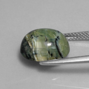 Serpentina verde natural 4,29ct, corte oval, opaco