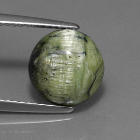 Serpentina verde natural 2,76ct, corte redondo, opaco