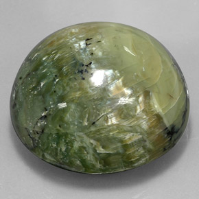 Serpentina verde natural 122,80ct, corte redondo, opaco
