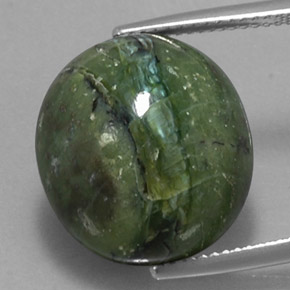 Serpentina verde natural 14,38ct, corte oval, opaco