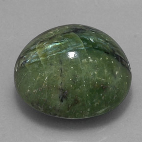Serpentina verde natural 14,38ct, corte oval, opaco