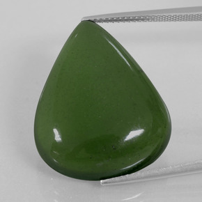 Serpentina verde natural 29,88ct, formato de pêra, transparente
