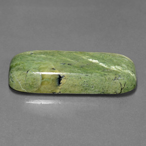 Serpentina Verde amarelado Natural 39.11ct, Almofada cortada, Opaco