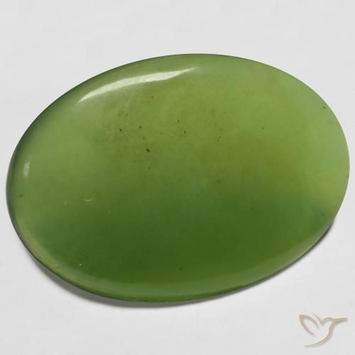 36.27ct Natural Verde médio Serpentina, oval, Translúcido