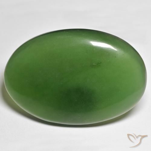 62.82ct Natural Verde médio Serpentina, oval, Translúcido
