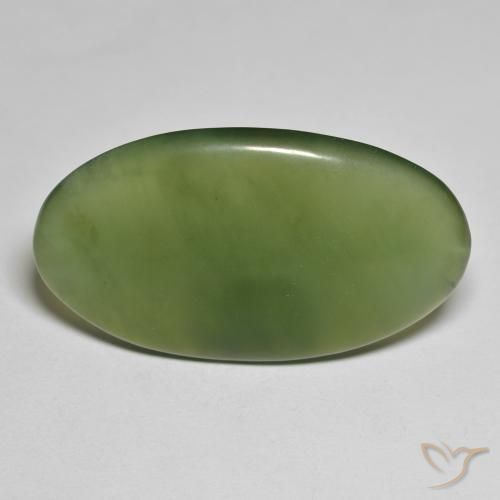 30.45ct Natural Algas Verdes Serpentina, oval, Translúcido