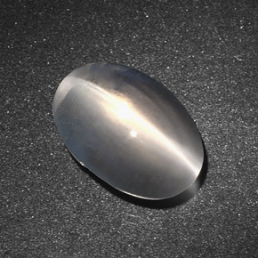 Sillimanite cat's eye cinza natural 7,34ct, corte oval, translúcido