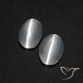 Pedras preciosas de sillimanite cat's eye branco natural de 2,31 ct, corte oval, translúcido