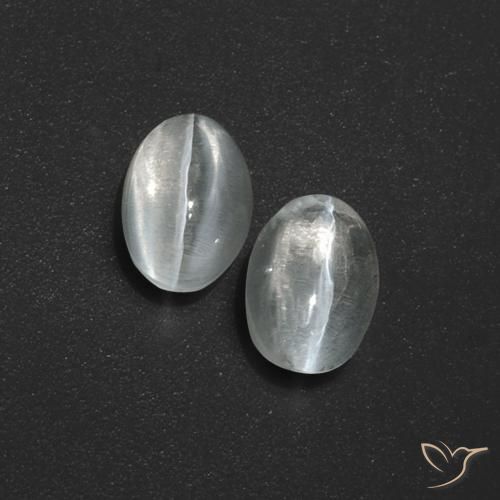 Pedras preciosas de Sillimanita Olho de Gato Branco claro natural de 2.64 ct, oval, Translúcido