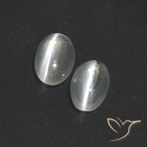 Pedras preciosas de Sillimanita Olho de Gato Branco claro natural de 1.89 ct, oval, Translúcido