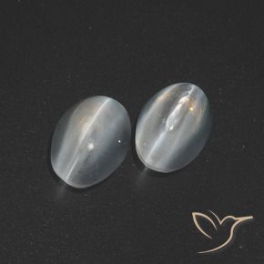 Pedras preciosas de Sillimanita Olho de Gato Branco claro natural de 2.53 ct, oval, Translúcido