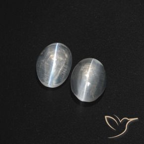 Pedras preciosas de Sillimanita Olho de Gato Branco claro natural de 2.62 ct, oval, Translúcido