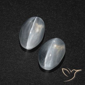 Pedras preciosas de Sillimanita Olho de Gato Branco claro natural de 2.29 ct, oval, Translúcido