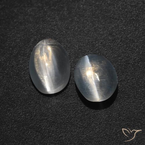 Pedras preciosas de Sillimanita Olho de Gato Branco claro natural de 2.59 ct, oval, Translúcido