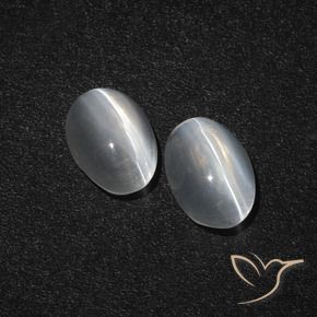 Pedras preciosas de Sillimanita Olho de Gato Branco claro natural de 2.36 ct, oval, Translúcido