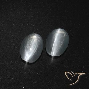 Pedras preciosas de Sillimanita Olho de Gato Branco claro natural de 2.60 ct, oval, Translúcido
