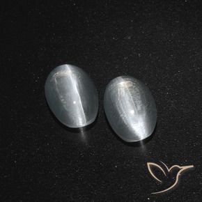Pedras preciosas de Sillimanita Olho de Gato Branco claro natural de 2.60 ct, oval, Translúcido