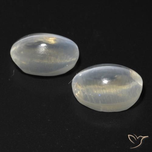 Pedras preciosas de Sillimanita Olho de Gato Branco natural de 2.33 ct, oval, Translúcido