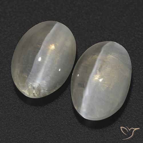 Pedras preciosas de Sillimanita Olho de Gato branco quente natural de 2.78 ct, oval, Transparente