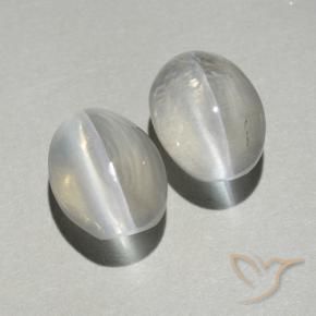 Pedras preciosas de Sillimanita Olho de Gato branco quente natural de 2.36 ct, oval, Transparente