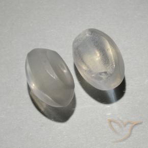 Pedras preciosas de Sillimanita Olho de Gato branco quente natural de 2.25 ct, oval, Transparente