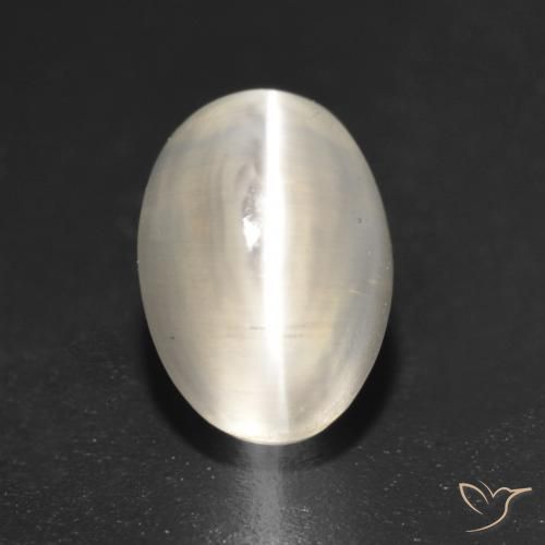 1.37ct Natural Pérola Branca Sillimanita Olho de Gato, oval, Translúcido
