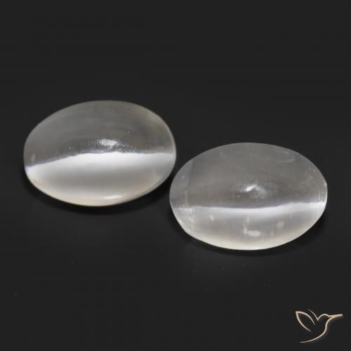 Olho de gato oval silimanita 2,36 quilates, 6,9 x 4,7 mm de Madagascar, Photo A