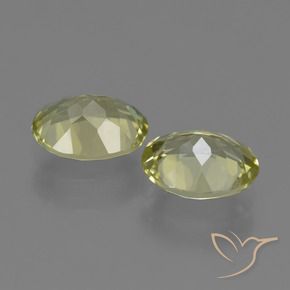 Pedras preciosas de Sillimanita amarelo médio natural de 3.78 ct, oval, VVS