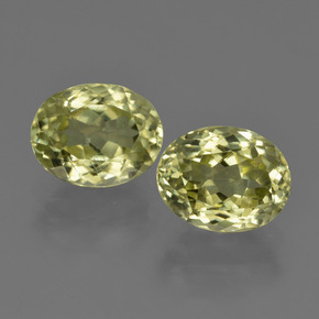 Pedras preciosas de Sillimanita amarelo médio natural de 4.94 ct, Corte Oval, VS