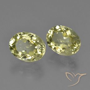 Pedras preciosas de Sillimanita Verde amarelo natural de 4.09 ct, oval, VS