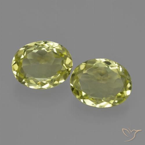 3.32ctw Natural Amarelo esverdeado Sillimanita, oval, VVS-VS