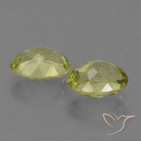 Pedras preciosas de Sillimanita amarelo médio natural de 2.91 ct, oval, VVS-VS